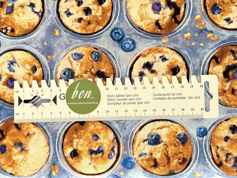 Blaubeeren Muffins in der Form - 1 Stück = 3,30 Meter