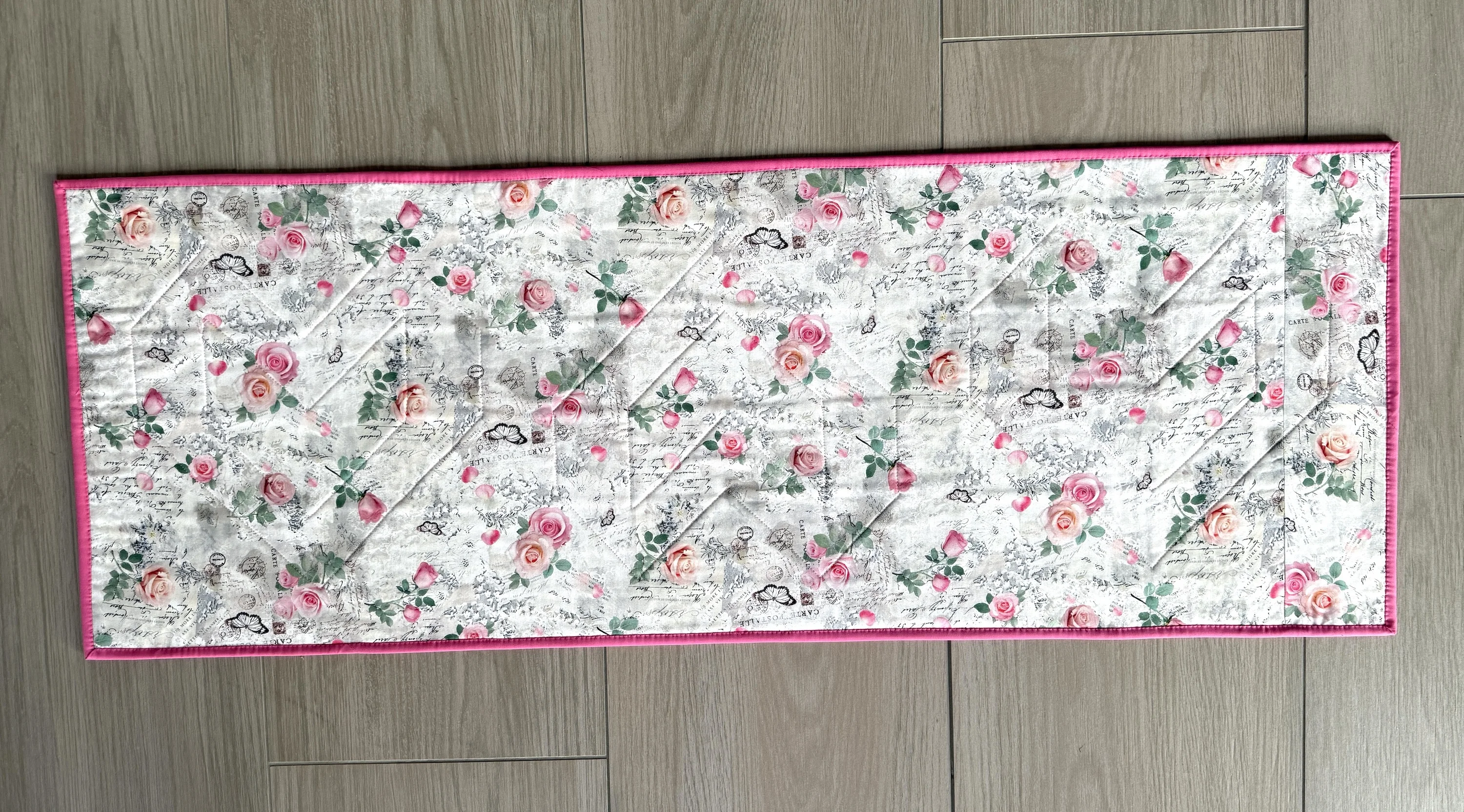 Rosenherz Tischläufer - Quilt Kit